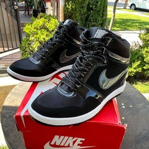Nike Force Sky High - Hidden Wedge Sneaker - 8.5 - Women’s